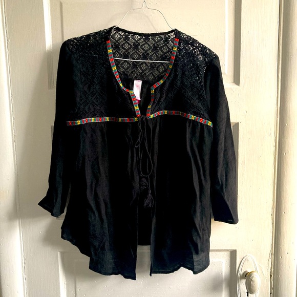 Black Lace Coverup - Picture 1 of 4